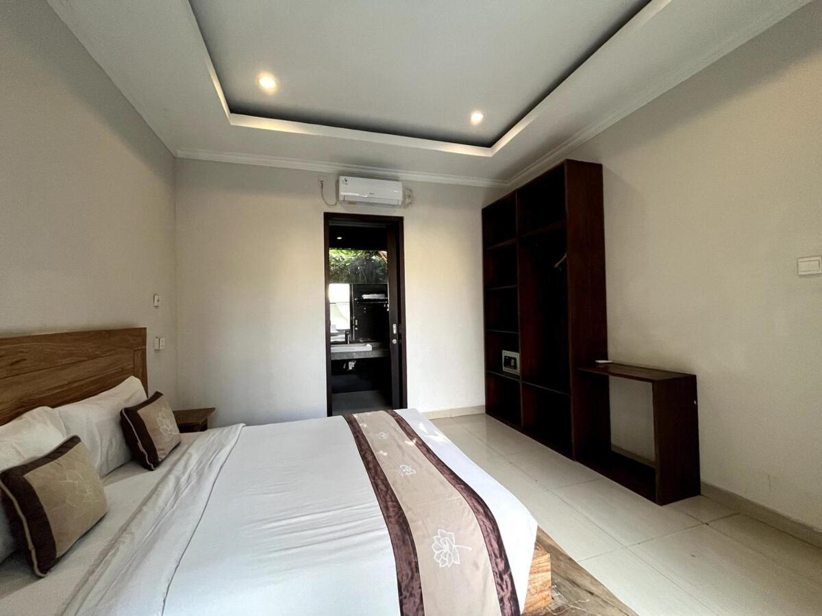White Lotus By Miel * Seminyak (Bali)